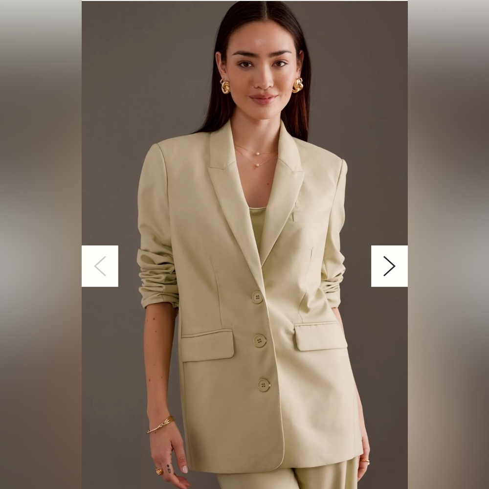 Bardot Charlize Blazer in Pale Khaki